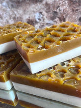 Last inn bildet i Galleri-visningsprogrammet, Honning og havre såpe