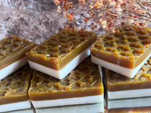 Last inn bildet i Galleri-visningsprogrammet, Honning og havre såpe