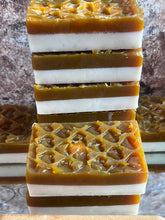 Last inn bildet i Galleri-visningsprogrammet, Honning og havre såpe