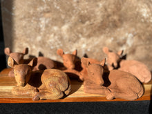 Last inn bildet i Galleri-visningsprogrammet, Jesmonite Hjort