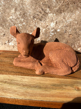 Last inn bildet i Galleri-visningsprogrammet, Jesmonite Hjort