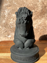 Last inn bildet i Galleri-visningsprogrammet, Jesmonite Hestehode