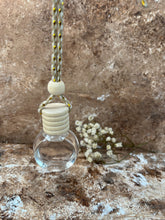 Last inn bildet i Galleri-visningsprogrammet, Duftflaske