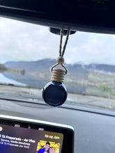 Last inn bildet i Galleri-visningsprogrammet, Duftflaske