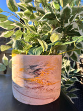 Last inn bildet i Galleri-visningsprogrammet, Jesmonite Blomsterpotte