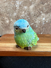 Last inn bildet i Galleri-visningsprogrammet, Jesmonite Fugl