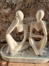 Last inn bildet i Galleri-visningsprogrammet, Jesmonite Hjertefigurer