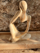 Last inn bildet i Galleri-visningsprogrammet, Jesmonite Hjertefigurer