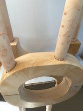 Last inn bildet i Galleri-visningsprogrammet, Jesmonite Buet lysestake