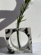 Last inn bildet i Galleri-visningsprogrammet, Jesmonite Vase Kari 11 x 11 cm