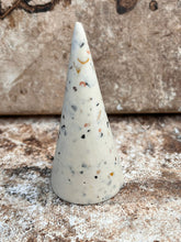 Last inn bildet i Galleri-visningsprogrammet, Jesmonite Ringholder