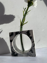 Last inn bildet i Galleri-visningsprogrammet, Jesmonite Vase Kari 11 x 11 cm