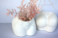 Last inn bildet i Galleri-visningsprogrammet, Jesmonite Rumpe