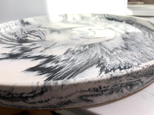 Last inn bildet i Galleri-visningsprogrammet, Jesmonite Fat 30 cm rundt med kant