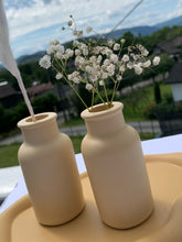 Last inn bildet i Galleri-visningsprogrammet, Jesmonite Vase glatt