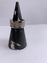 Last inn bildet i Galleri-visningsprogrammet, Jesmonite Ringholder