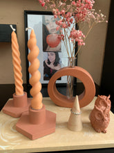 Last inn bildet i Galleri-visningsprogrammet, Jesmonite Ugle