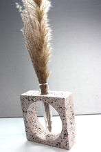 Last inn bildet i Galleri-visningsprogrammet, Jesmonite Vase Kari 11 x 11 cm