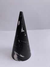 Last inn bildet i Galleri-visningsprogrammet, Jesmonite Ringholder