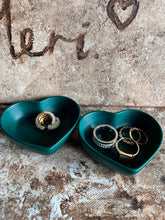 Last inn bildet i Galleri-visningsprogrammet, Jesmonite Skål hjerteformet