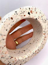 Last inn bildet i Galleri-visningsprogrammet, Jesmonite Vase Luciana 11 x 13 cm