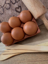 Last inn bildet i Galleri-visningsprogrammet, Jesmonite Eggeholder