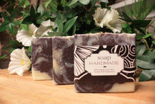 Last inn bildet i Galleri-visningsprogrammet, Såpe svart