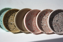 Last inn bildet i Galleri-visningsprogrammet, Jesmonite Brikke rund 10 cm