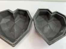 Last inn bildet i Galleri-visningsprogrammet, Jesmonite Hjerteformet skrin