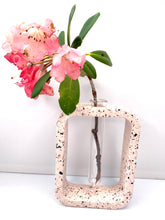 Last inn bildet i Galleri-visningsprogrammet, Jesmonite Vase Meri 14 x 10 cm