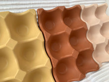 Last inn bildet i Galleri-visningsprogrammet, Jesmonite Eggeholder