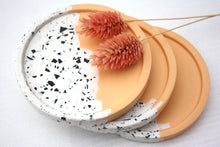 Last inn bildet i Galleri-visningsprogrammet, Jesmonite Brikke rund 8 cm