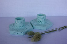 Last inn bildet i Galleri-visningsprogrammet, Jesmonite Lysestake kronelys