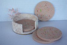 Last inn bildet i Galleri-visningsprogrammet, Jesmonite Brikkesett med holder