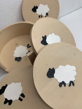 Last inn bildet i Galleri-visningsprogrammet, Jesmonite Brikkesett med holder