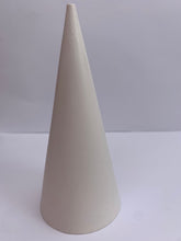 Last inn bildet i Galleri-visningsprogrammet, Jesmonite Ringholder