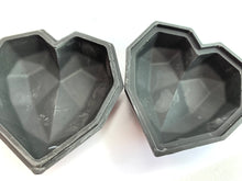 Last inn bildet i Galleri-visningsprogrammet, Jesmonite Hjerteformet skrin