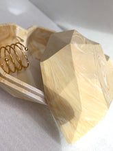 Last inn bildet i Galleri-visningsprogrammet, Jesmonite Hjerteformet skrin