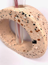 Last inn bildet i Galleri-visningsprogrammet, Jesmonite Vase Luciana 11 x 13 cm