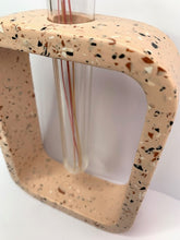 Last inn bildet i Galleri-visningsprogrammet, Jesmonite Vase Meri 14 x 10 cm