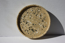 Last inn bildet i Galleri-visningsprogrammet, Jesmonite Brikke rund 10 cm