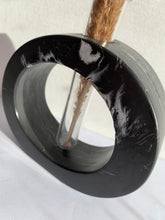 Last inn bildet i Galleri-visningsprogrammet, Jesmonite Vase Luciana 11 x 13 cm