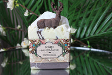 Last inn bildet i Galleri-visningsprogrammet, Såpe Hjort snø