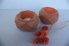 Last inn bildet i Galleri-visningsprogrammet, Jesmonite Lysestake T-lys Diamant