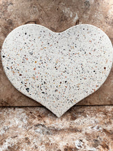 Last inn bildet i Galleri-visningsprogrammet, Jesmonite Stort hjertefat