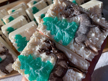 Last inn bildet i Galleri-visningsprogrammet, Såpe Hjort i skogen