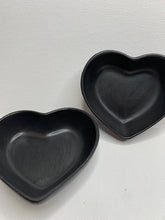 Last inn bildet i Galleri-visningsprogrammet, Jesmonite Skål hjerteformet