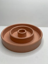 Last inn bildet i Galleri-visningsprogrammet, Jesmonite Rund lysestake