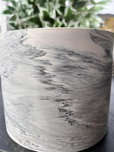 Last inn bildet i Galleri-visningsprogrammet, Jesmonite Blomsterpotte
