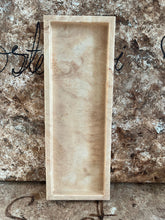 Last inn bildet i Galleri-visningsprogrammet, Jesmonite Fat med kant, rektangulært 8 x 22 cm
